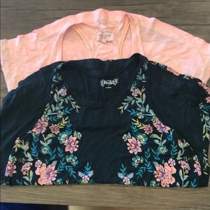 Bundle tops size small